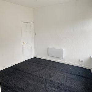 1 bed flat to rent Every Street, Nelson BB9 - Photo 2