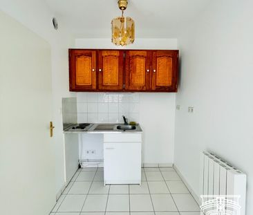 Location Appartement 1 pièce 24m² LYON 8ème - Photo 1