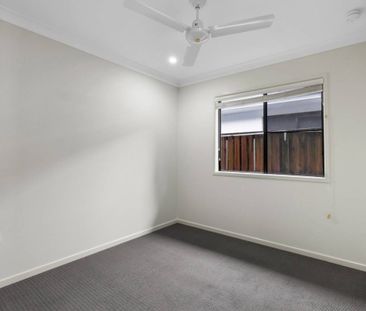 3 BEDROOM FAMILY HOME IN ANDERGOVE - Photo 2