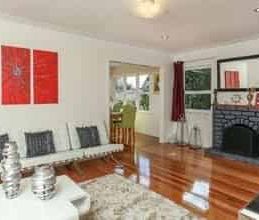 Spacious Home - Photo 5