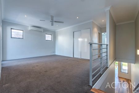 Modern Living in Prime West Leederville Location - Photo 5