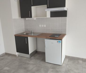 Location Appartement 2 pièces 43m² FONSORBES 31470 - Photo 2