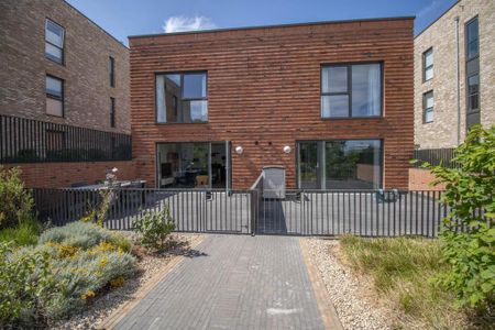 3 bedroom maisonette to rent - Photo 5