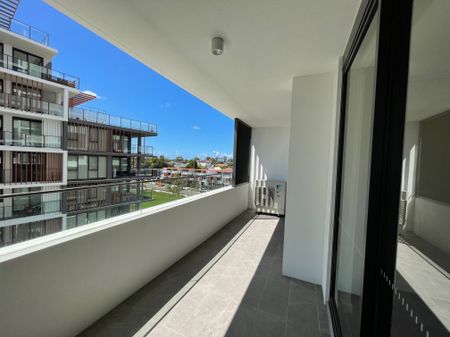 Brand New Luxury Apartments Available to Move In Now !!! - Photo 3