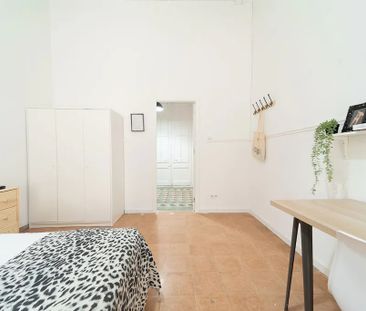 Carrer de la Unió, Barcelona, Catalonia 08001 - Photo 2