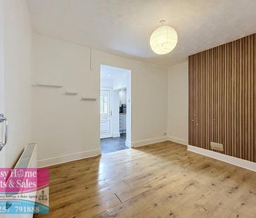 2 bedroom cottage to rent - Photo 1