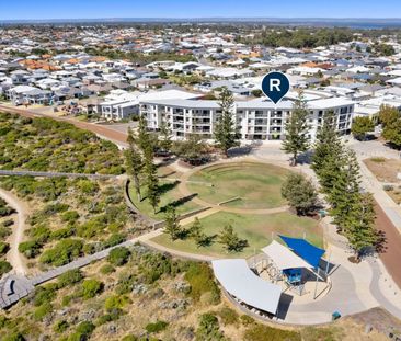 Stylish Apartment in the Perfect Location! - Photo 6