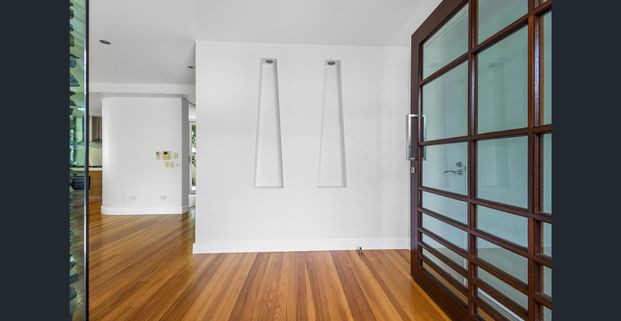 “Asoon” – Steps from the Noosa River - Photo 1