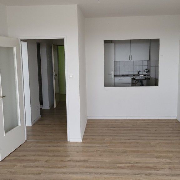 Helle City-Wohnung mit Duschbad und Balkon - Photo 1