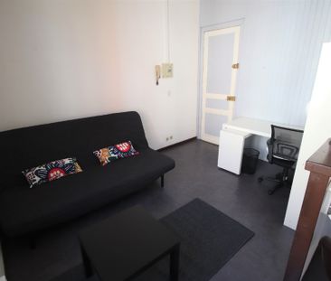 Studio MEUBLÉ de 19.4 m², rue de Brigode – VAUBAN réf 622-001 - Photo 4
