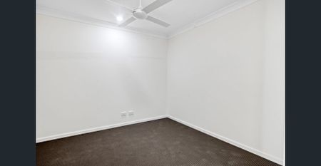 4 BEDROOM DUPLEX IN GREAT LOCATION - Photo 2