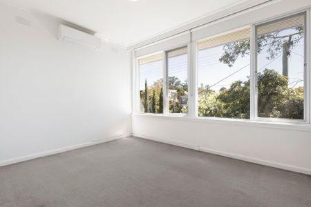 Thinking of selling? Contact our agent - Photo 4