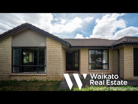 Four bedroom home in Huntington - Photo 4