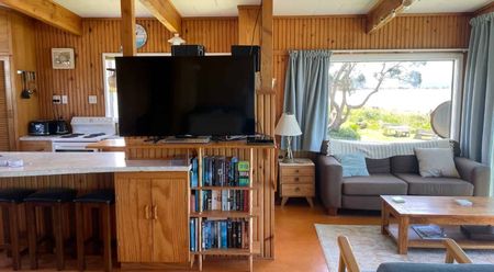 628 Ocean Road Whangamata - Photo 2