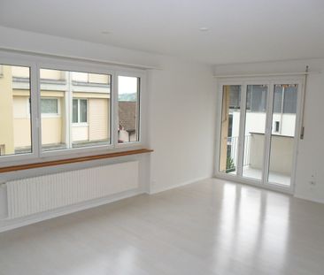 Charmante Wohnung an zentraler Lage in Küssnacht am Rigi - Photo 3