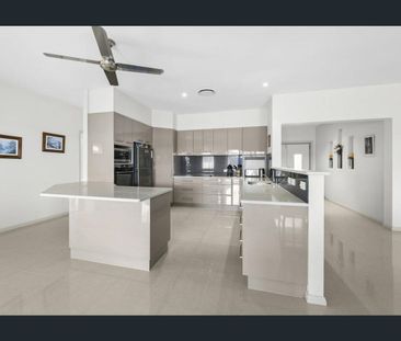 Spacious Emerald Downs Home! - Photo 2