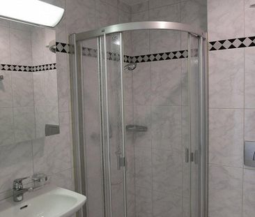 Hochwertige Attikawohnung mit grosser Terrasse - Foto 1