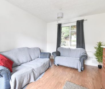 4 bedroom terraced house to rent - Photo 2