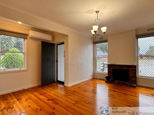 28 Deakin Crescent, Dandenong North - Photo 1