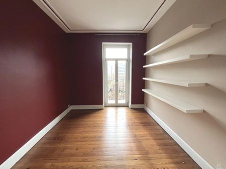 Un lumineux 4 pièces avec balcon – Strasboourg /Av. Forêt Noire - Photo 2