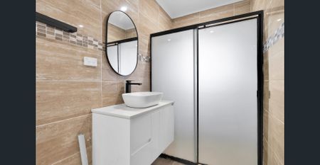 Two-bedroom granny flat in Bradbury - Photo 3