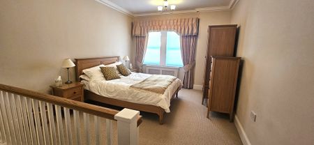 2 bedroom apartment to let - Photo 4