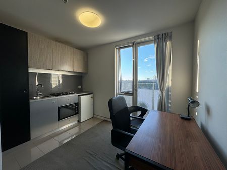 1-Bedroom Apartment in Prime Prahran Location - Photo 2