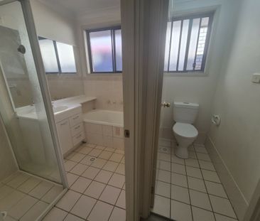 Spacious Family Home in a Quiet and Convenient Location - Photo 5