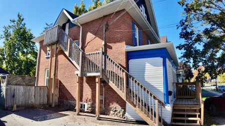 For Lease - 7 Melbourne Street, Kawartha Lakes, Ontario - Photo 4