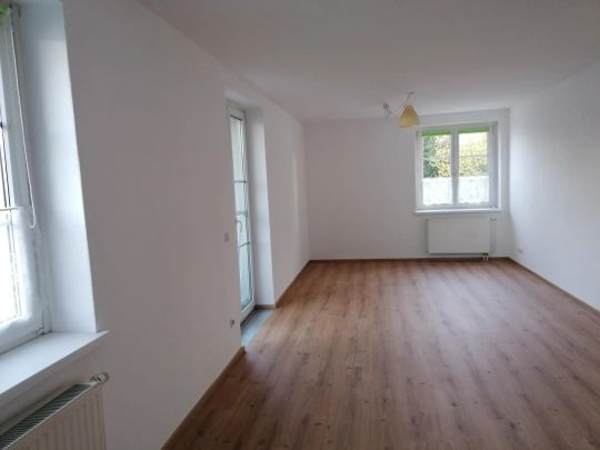 Gut aufgeteilte 4-Zimmer Maisonettewohnung mit 2 Balkonen und kleinem Garten in Ried im Innkreis - Photo 1