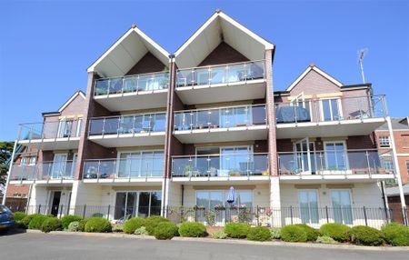 2 bedroom flat to rent - Photo 4