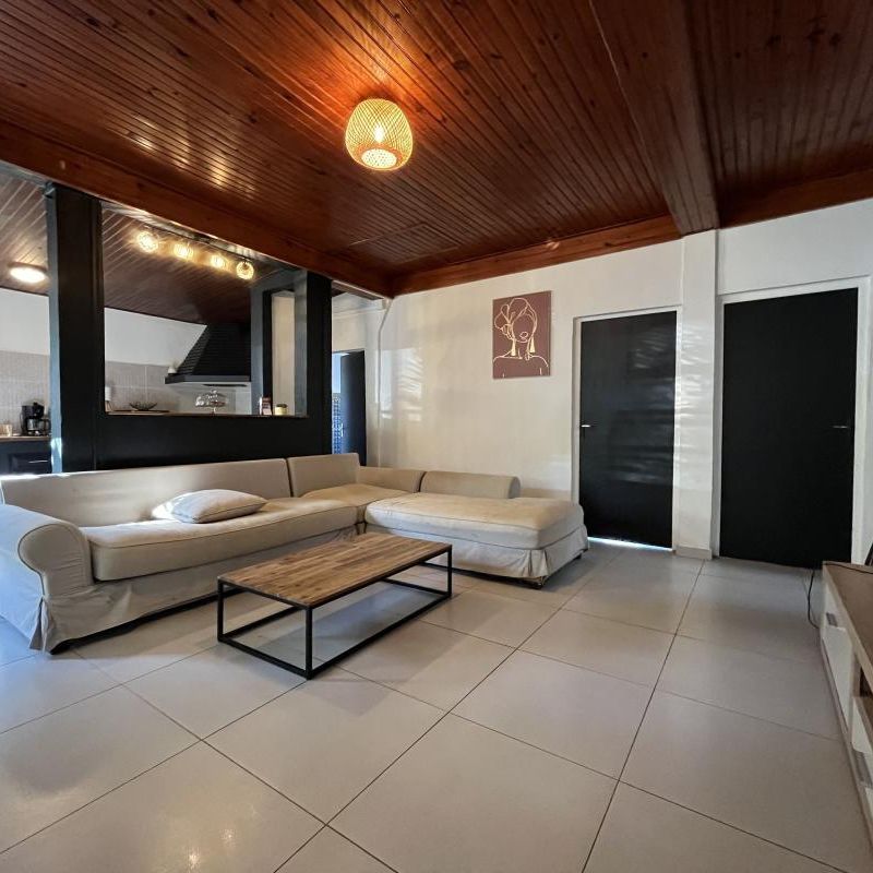 Location Maison 4 pièces 108m² PETITE ILE 97429 - Photo 1