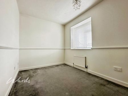 2 bedroom end of terrace house to rent - Photo 3