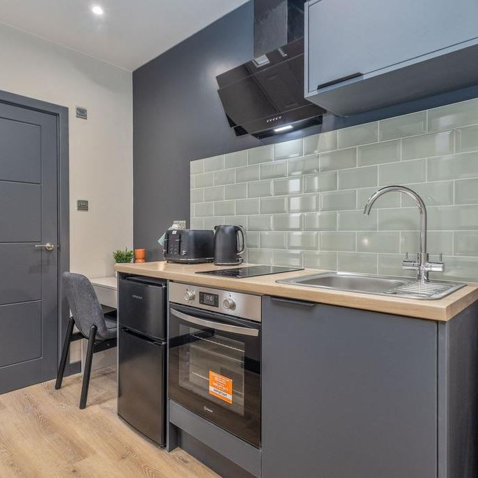 1 bedroom house of multiple occupation to rent - Photo 1