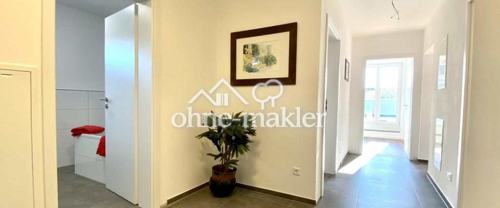 Großzügige Dachgeschosswohnung mit herlichem Bergblick - Photo 1