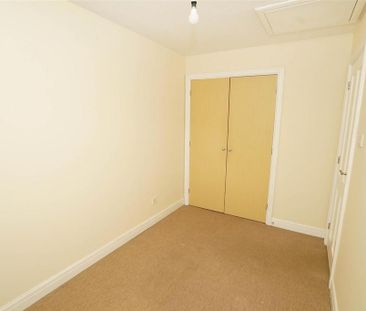 2 bedroom townhouse to rent - Photo 4