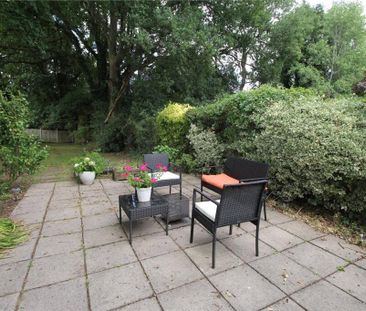 2 bedroom maisonette to rent - Photo 6