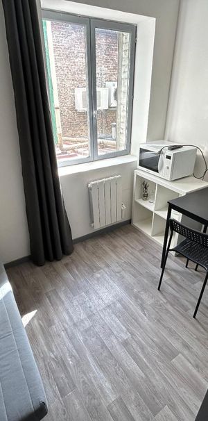 Location Appartement 1 pièce 16m² DOUAI 59500 - Photo 1