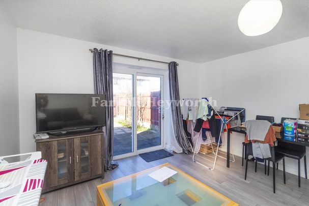 2 bedroom house to rent - Photo 1