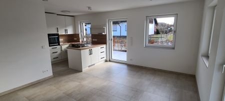 Komfortable und Lichtdurchflutete 3 Zimmerwohnung mit kleinem Garten zum Einzie ... - Photo 4