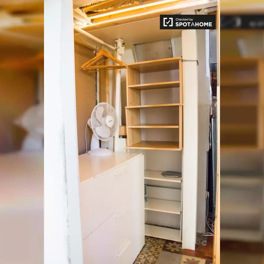 Unique loft apartment for rent in Poble Sec - Photo 1