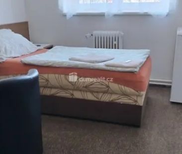 Pronájem pokoje s vlastní koupelnou ,Praha 8, Dolní Chabry - Photo 2