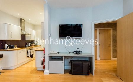 2 Bedroom flat to rent in The Wexner Building, Middlesex Street, Spitalfields, E1 - Photo 3