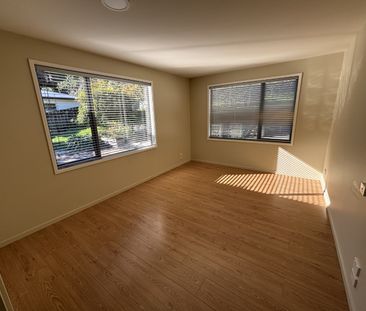 Stunning Seaview's and Sunshine - Photo 4