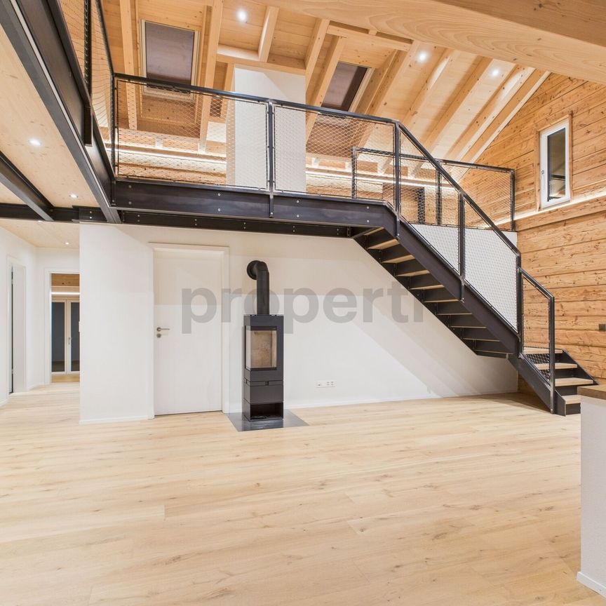 Top-modern 3.5-room 140m2 duplex apartment with balcony in Röschenz - Photo 1