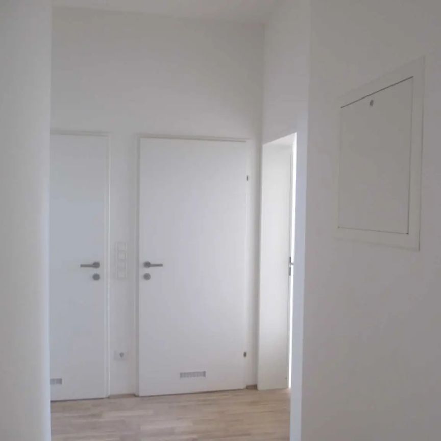 Hübsche 3-Zimmer-Wohnung im Dachgeschoss! - Photo 1