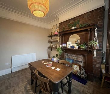 3 bedroom terraced house to rent - Photo 6