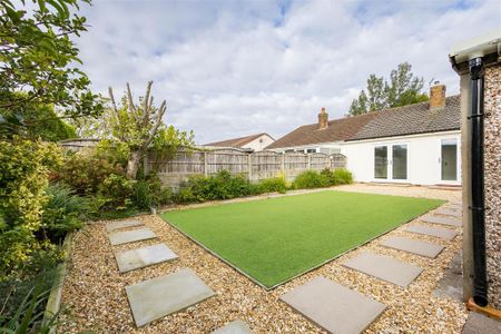 2 bedroom bungalow to rent - Photo 4