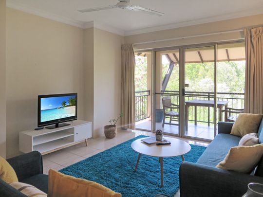 Furnished Apartment in The Lakes Resort! - Photo 1