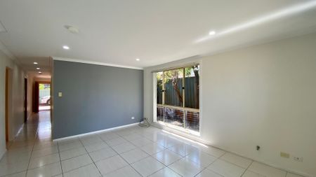 Immaculate Semi-House with Great Privacy at the Rear of A Block Close to Shops and Transport - Photo 2